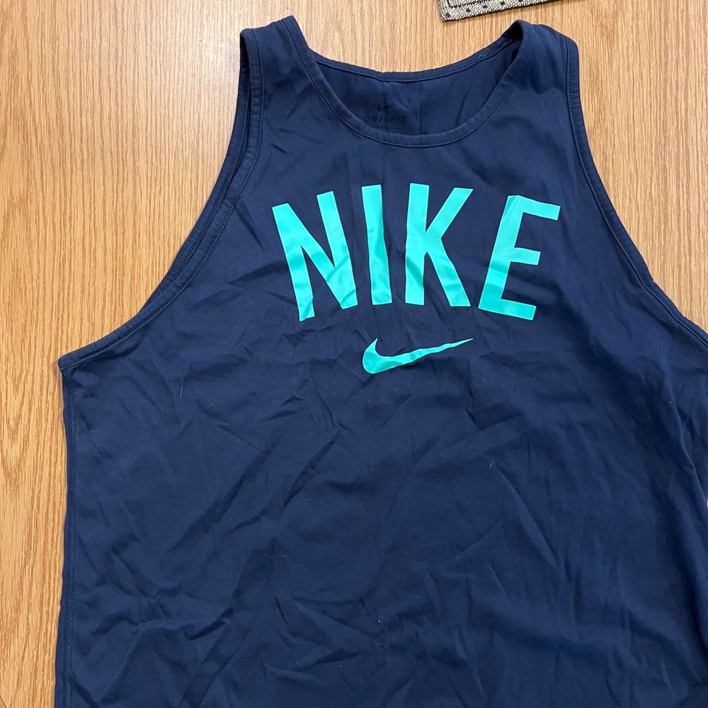 Nike tank top. Sz large